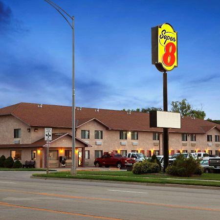 Super 8 By Wyndham Concordia Hotel Exterior foto